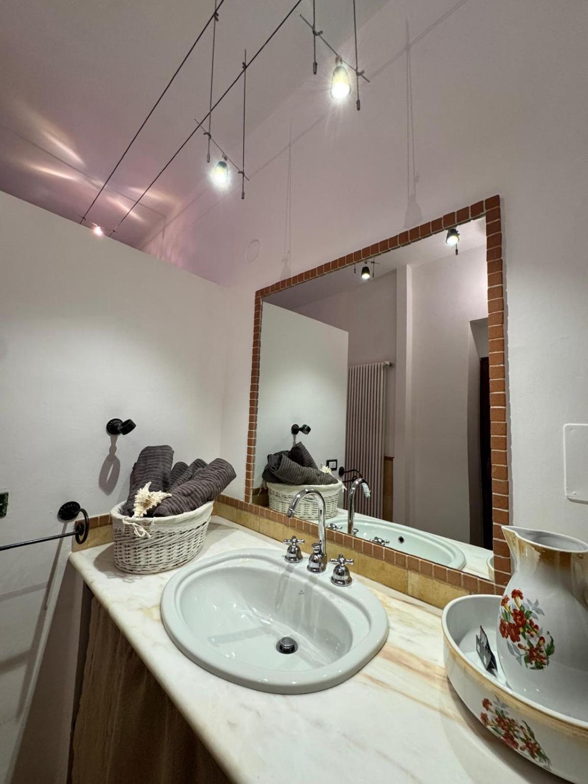 Bed And Breakfast Al Riccio Cocconato Exterior foto